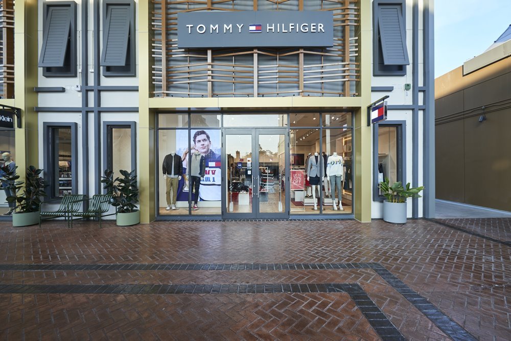 tempo Planned Ride TOMMY HILFIGER | Central Village